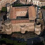 Daire Ursino Castle Terrace
